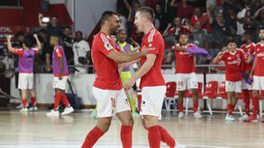 A crónica do Benfica-Sporting, 7-5 (a.p.): título vai decidir-se na negra