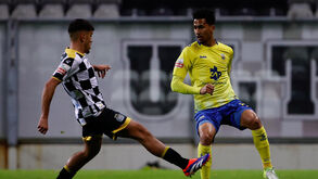 Weverson em ação pelo Arouca