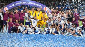 Inglaterra bate Alemanha e renova título europeu de sub-21