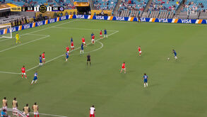 Paragem prolongada, penálti nos descontos e cinco golos no final: o resumo do Benfica-Chelsea