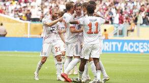 Jogadores do Bayern Munique a festejar