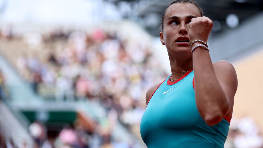 Aryna Sabalenka avança para os quartos de final em Roland Garros