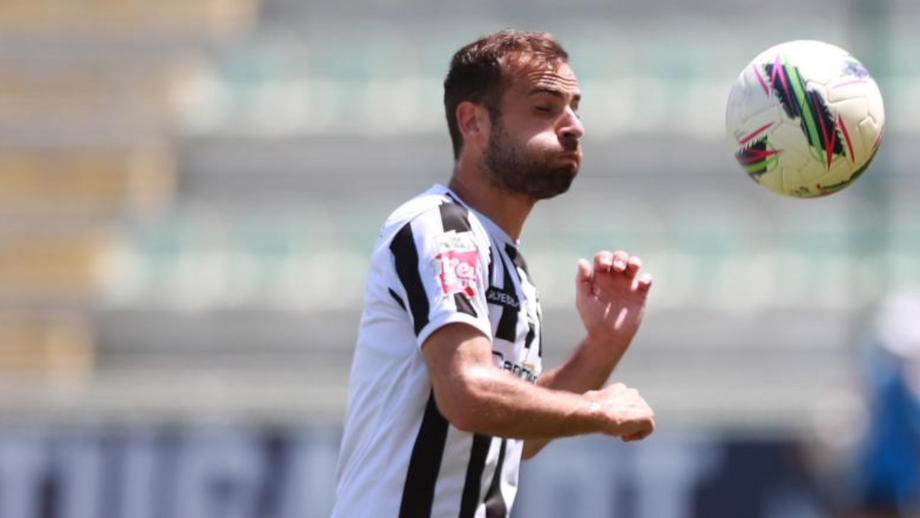 Hector Hevel está em fim de contrato com o Portimonense