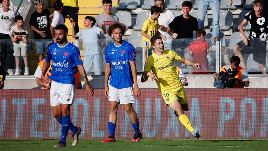 Avançado esteve cedido ao P. Ferreira