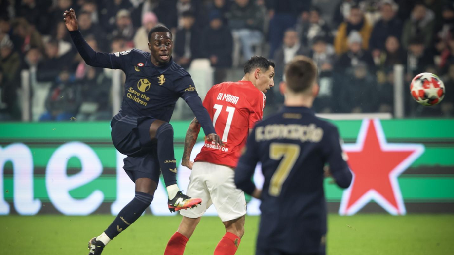 Kalulu assina pela Juventus até 2029 após transferência do AC Milan