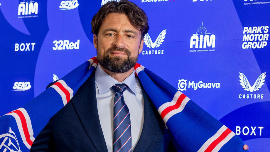 Russel Martin é o novo treinador do Rangers: assinou por três épocas