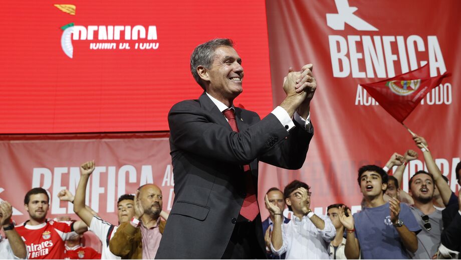 João Noronha Lopes durante a apresentação da candidatura à presidência do Benfica