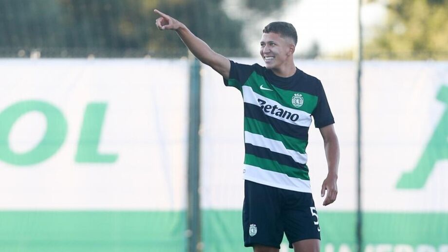 Sporting aposta em Kauã e o brasileiro... sorri