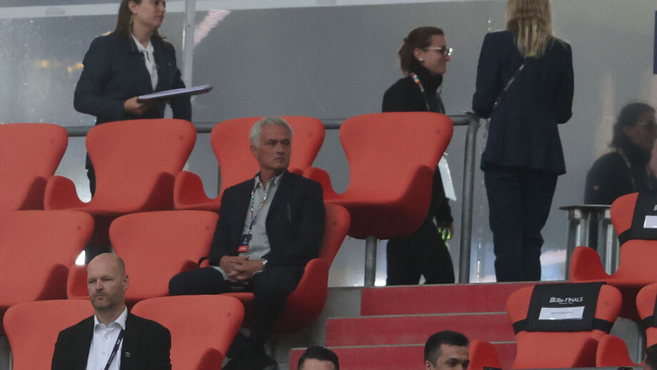Mourinho assiste ao jogo Portugal-Espanha na Allianz Arena