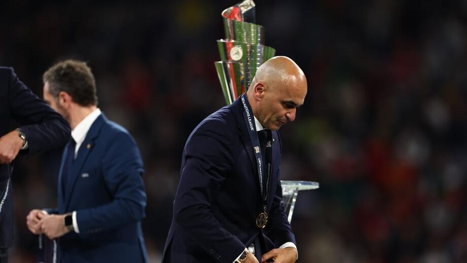 Selecionador questionado por Record sobre críticas de que tem sido alvo