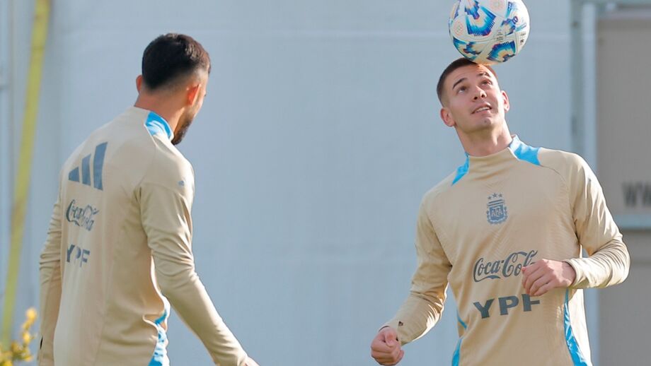 Mastantuono, futuro jogador do Real Madrid, mostra as suas habilidades com a bola