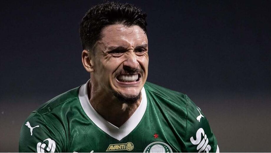 Piquerez confiante na preparação do Palmeiras para o jogo contra o FC Porto