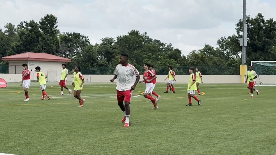 Trio acedeu também aos habituais pedidos de fotografias e autógrafos