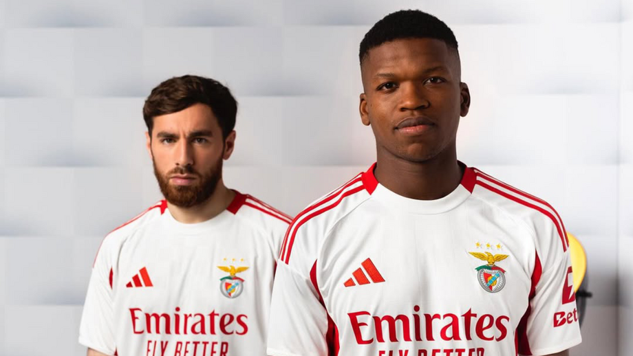 Otamendi, Di María e Bruma durante o treino do Benfica 