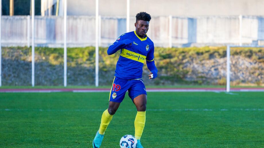 Desmond Nketia, jogador ganês, apontado ao Feirense após 11 golos no Elvas