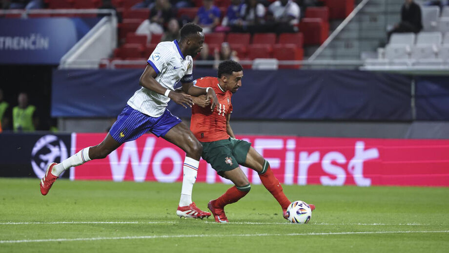 Tiago Tomás representou Portugal no Campeonato da Europa de sub-21