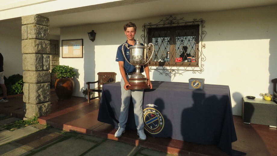 Luís António Silva conquista Taça R. S. Yeatman
