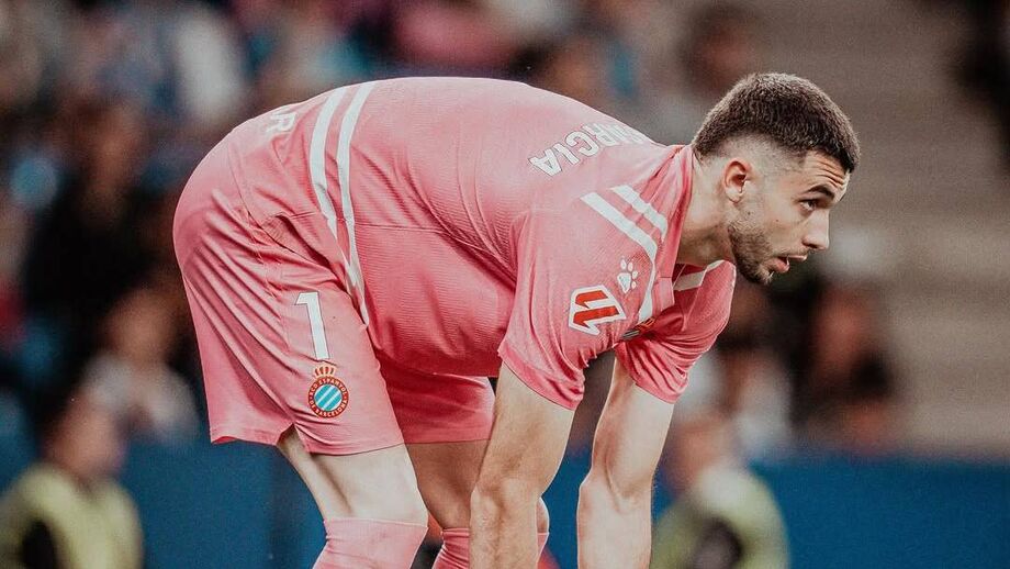 Joan García transfere-se do Espanyol para o Barcelona