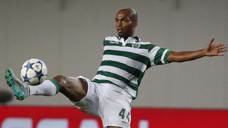Naldo, ex-Sporting, pode reforçar o Tondela após fim de contrato com o Racing Ferrol