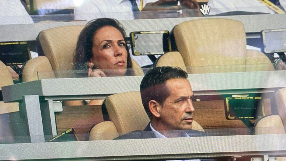 Pedro Proença a assistir ao Real Madrid-Al Hilal do Mundial de Clubes 