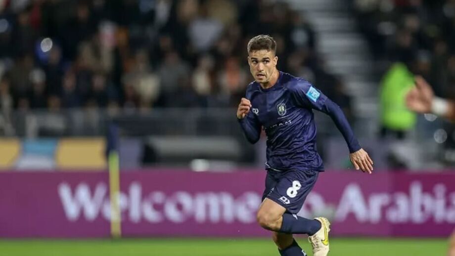 Gerard Garriga lembra que os jogadores do Auckland acumulam vários trabalhos