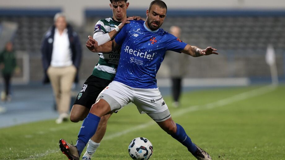 Nuno Tomás renova contrato com o Belenenses