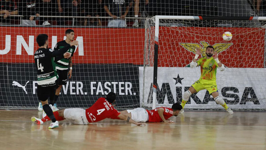 Tomás Paçó marcou na Luz