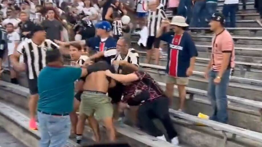 Cenas lamentáveis no Estádio Rose Bowl