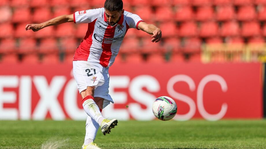 Fabinho perto de reforçar o Lusitânia de Lourosa após terminar contrato com o Leixões