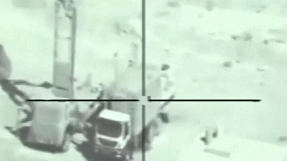 Foram atingidos "três lançadores de mísseis prontos para lançamento e apontados para território israelita"