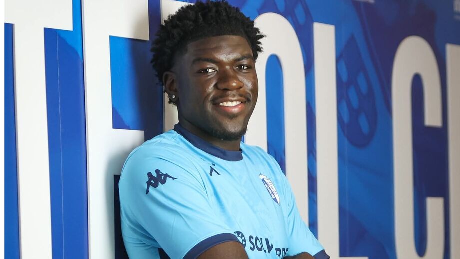 Giovani Bamba quer ajudar a equipa a subir para a 1.ª Liga