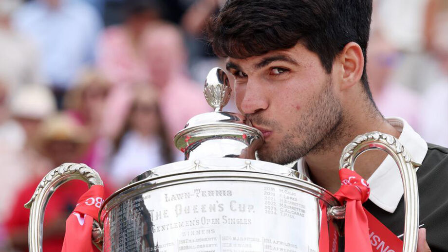 Carlos Alcaraz conquista o ATP 500 de Queen's, em Londres, antes de Wimbledon