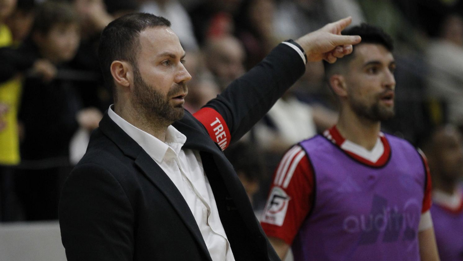 Cassiano Klein lamenta derrota do Benfica frente ao Sporting