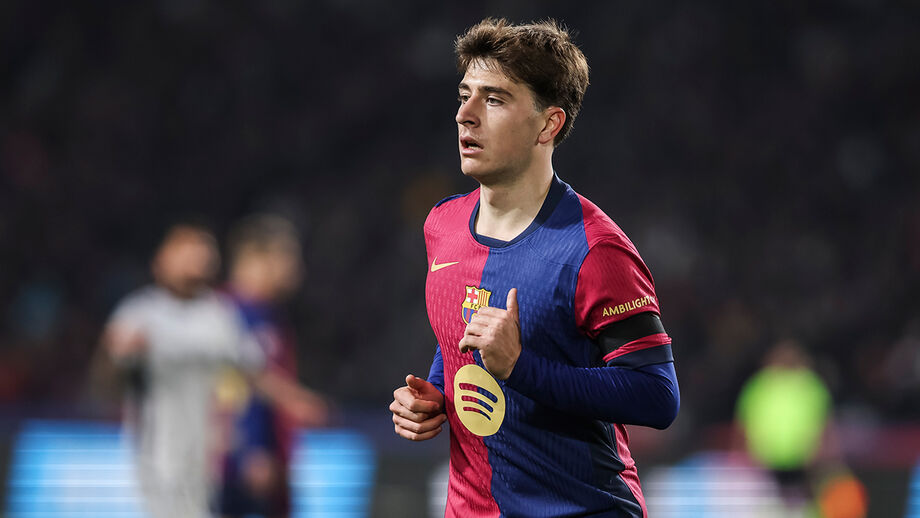 Pablo Torre, médio do Barcelona, associado ao Benfica para reforçar o plantel