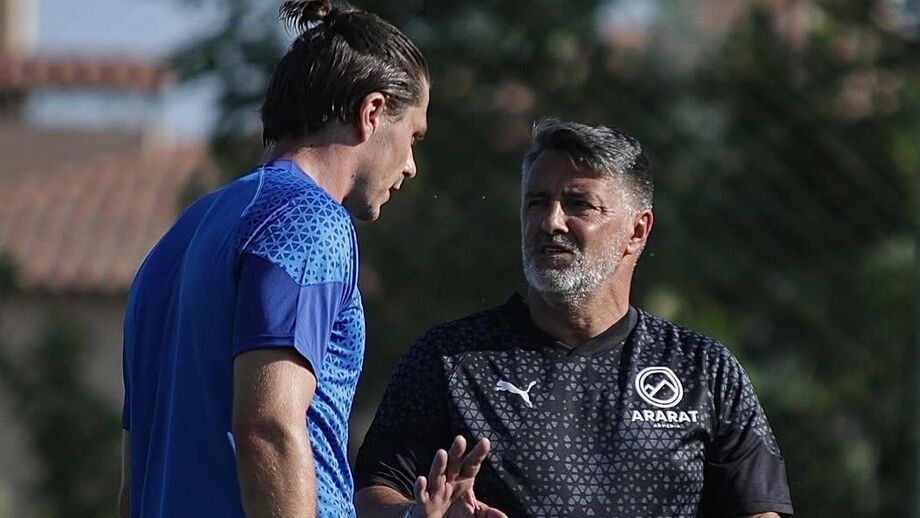 Manuel Tulipa quer atletas com "fome de vencer" no AC Ararat, Arménia
