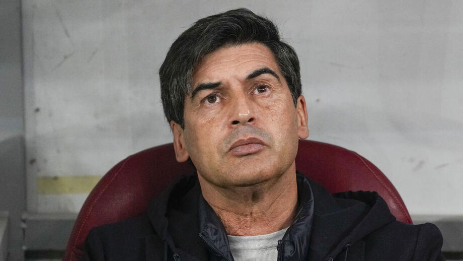 Paulo Fonseca orienta o Lyon
