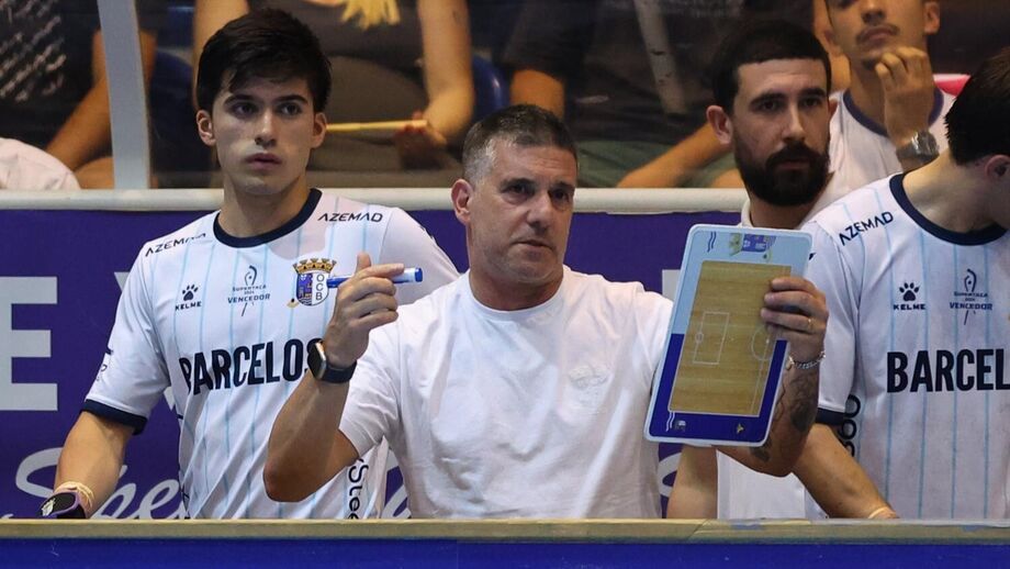 Rui Neto técnico do OC Barcelos