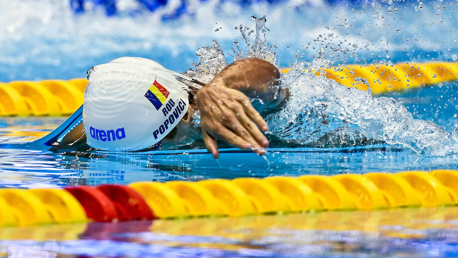 David Popovici aproxima-se do recorde do mundo nos Europeus sub-23 em Samorin