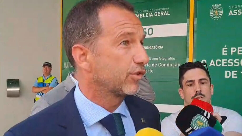 Presidente do Sporting volta a frisar que o avançado sueco não sai por 60 + 10 M€