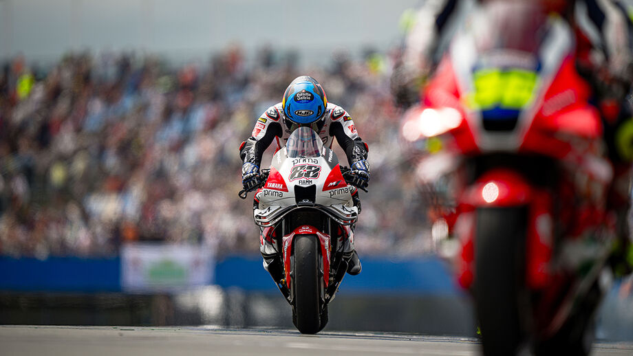 Miguel Oliveira frustrado após abandono no Grande Prémio da Holanda, em Assen