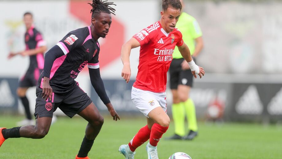 Hugo Félix em ação pelo Benfica B na 2.ª Liga 