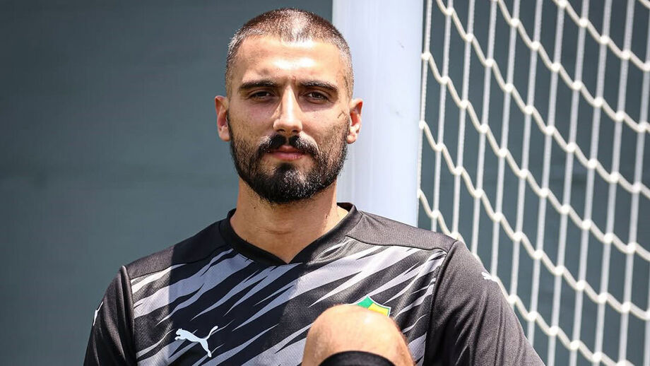 Pedro Silva reforça a baliza do Mafra