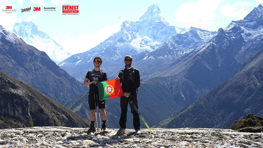 Portugueses completam Maratona do Evereste, prova de alta resistência
