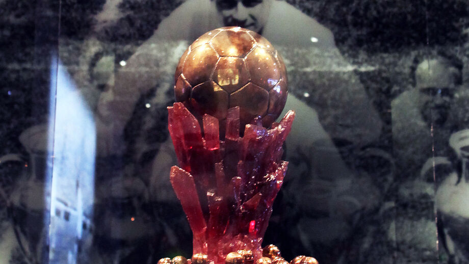 Troféu esteve durante muitos anos exposto no museu do Real Madrid no Santiago Bernabéu