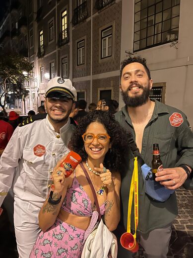 Equipas Old Spice refrescam a noite dos Santos Populares em Lisboa
