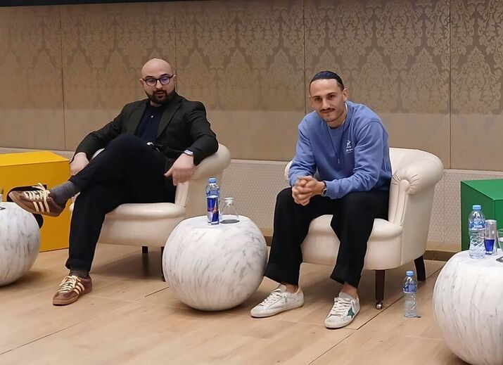 Kochorashvili partilha experiências sobre saúde mental no futebol, na Geórgia