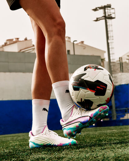 Puma lanza botas de fútbol para mujer y refuerza su apuesta por el fútbol femenino