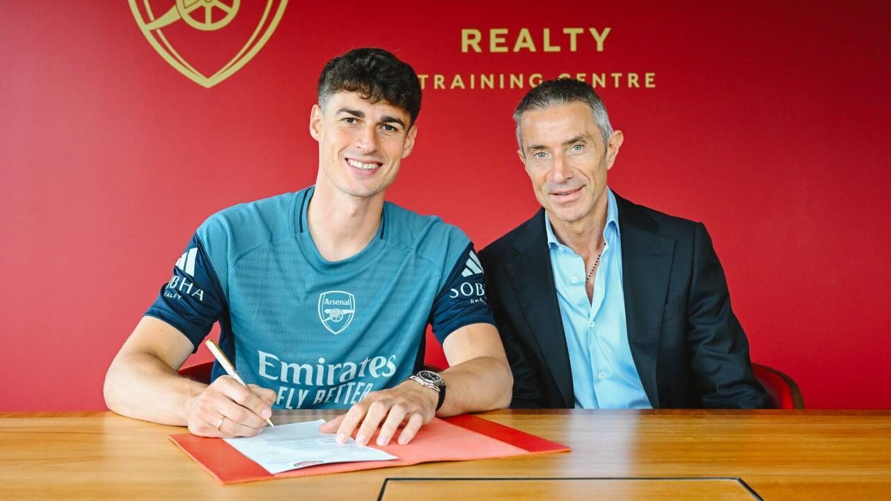 Kepa Arrizabalaga assina pelo Arsenal, vindo do Chelsea, em Londres