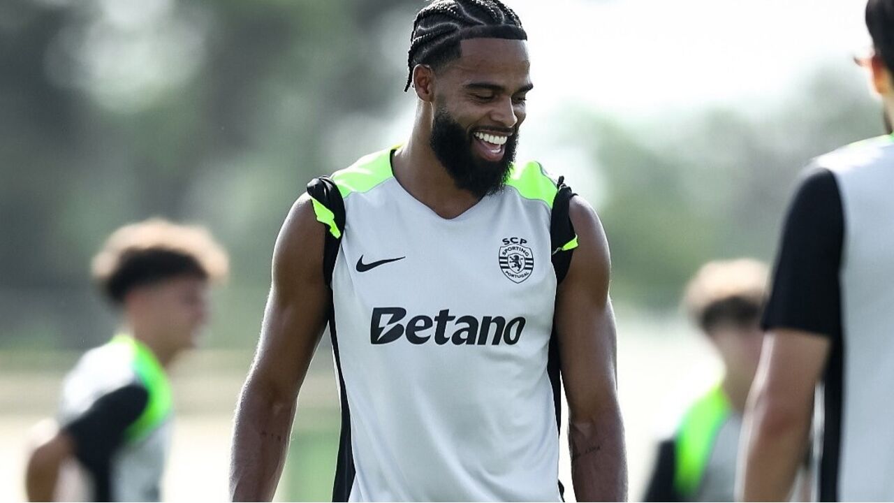 St. Juste marca o regresso ao trabalho no dia da apresentação do Sporting