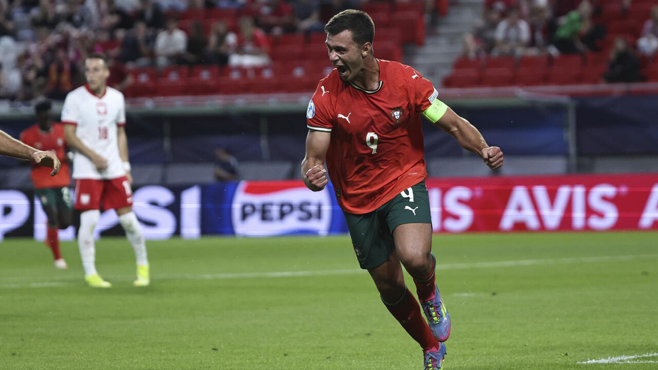 Henrique Araújo regressa ao Benfica após empréstimo ao Arouca e integra o plantel em 2025/26